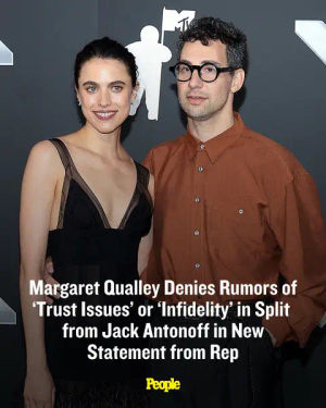 Image post by @people on TikTok