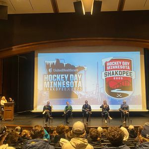 Image post by @hockeydaymn on Instagram