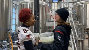 Image post by @minnesotawomensfootball on Facebook