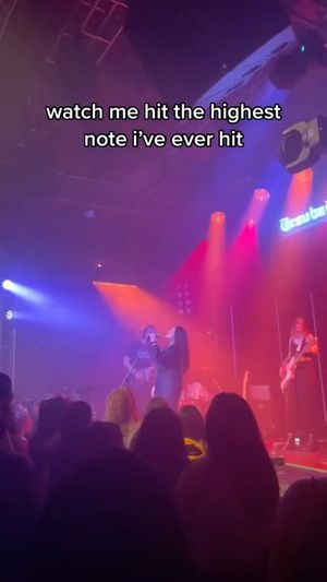 Video post by @jillianxrossi on Instagram