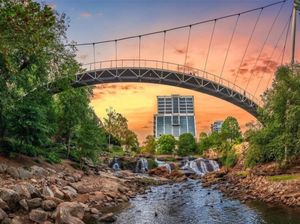 Image post by @hamptongvilledt on Instagram