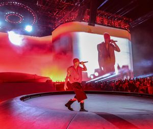 Image post by @kevinmazur on Instagram