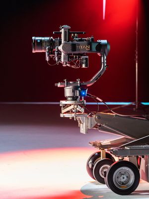 Image post by @motocrane_team on Instagram