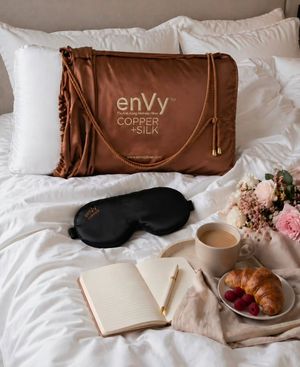 Image post by @envypillow on Instagram