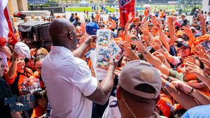 Image post by @Broncos on Twitter/X