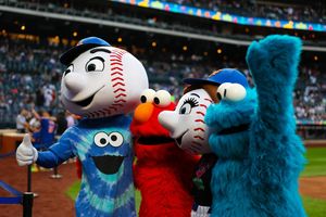 Image post by @mrmet on Instagram