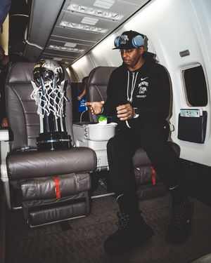 Image post by @iam1cent on Instagram
