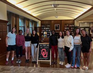Image post by @ou_wtennis on Instagram