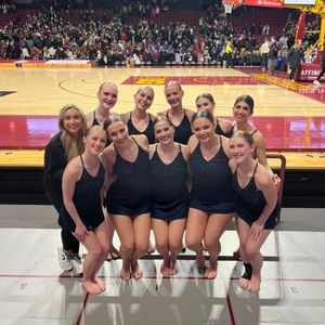 Image post by @gustavusdanceteam on Instagram