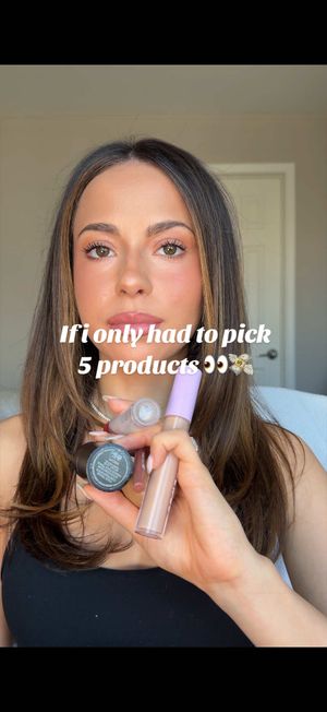 Video post by @anyaweitz on TikTok