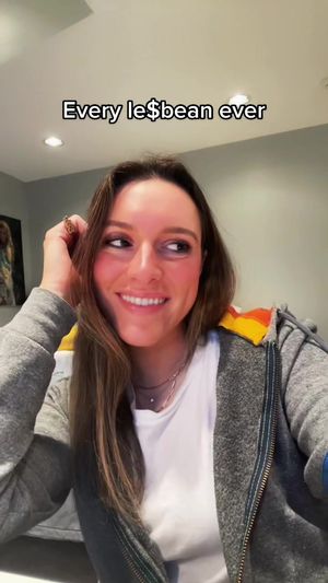 Video post by @arielledangelo on TikTok