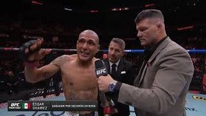 Video post by @ufcespanol on YouTube