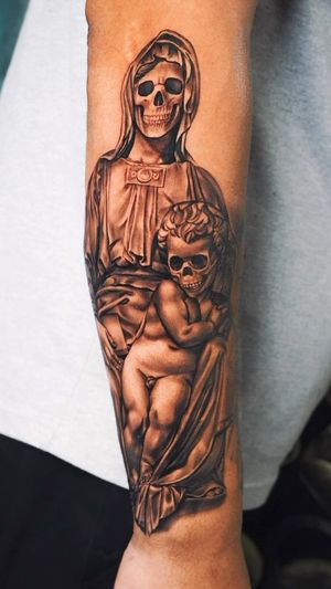 Video post by @skindesigntattoos on Instagram