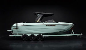 Image post by @tigeboats on Instagram