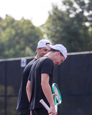 Image post by @elonmtennis on Instagram