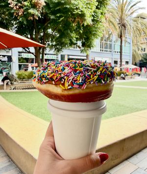 Image post by @santanarow on Instagram