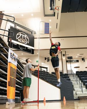 Image post by @top100camp on Instagram