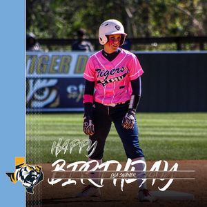 Image post by @etbu_softball on Instagram