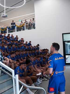 Image post by @theparraeels on Instagram