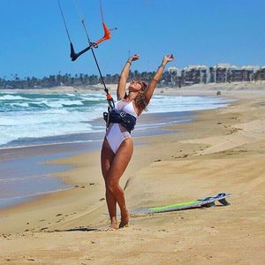 Image post by @caroldantasofficial on Instagram