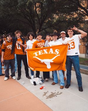 Image post by @texasfootball on Instagram