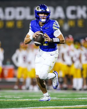 Image post by @smchs_football on Instagram