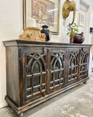 Image post by @homedesignstoremiami on Instagram