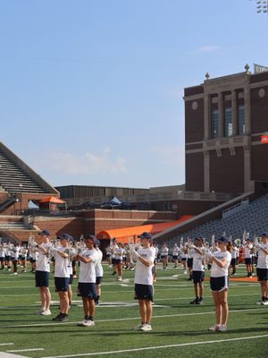 Image post by @marchingillini on Instagram