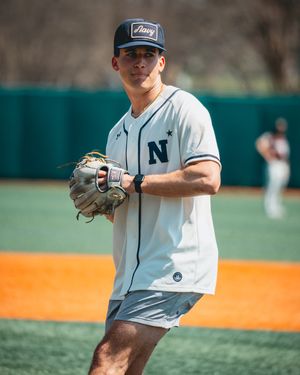 Image post by @navyfb on Instagram