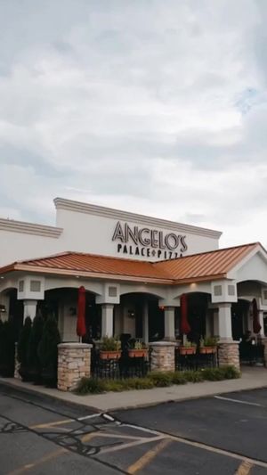 Video post by @AngelosPalacePizzaCumberland on Facebook
