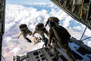 Image post by @airmanmagazine on Instagram