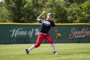 Image post by @usasoftball on Instagram