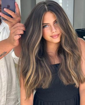 Image post by @behindthechair_com on Instagram