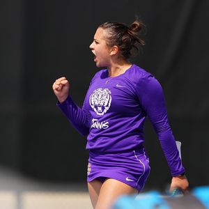 Image post by @lsuwten on Instagram