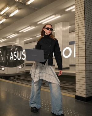 Image post by @asus on Instagram
