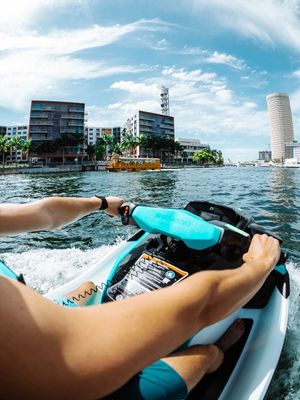 Image post by @paramountwatersports on Instagram