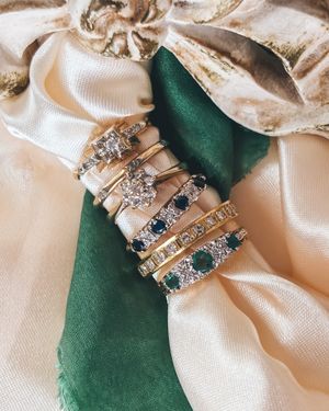 Image post by @maejeanvintage on Instagram