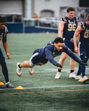 Image post by @navyfb on Instagram