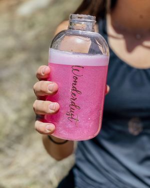 Image post by @drinkwonderdust on Instagram