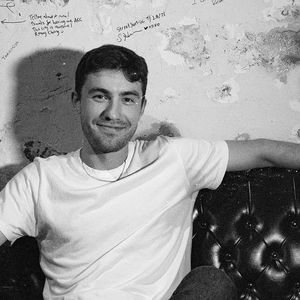 Image post by @willburkart on Instagram