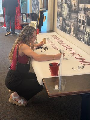 Image post by @uindy on Instagram