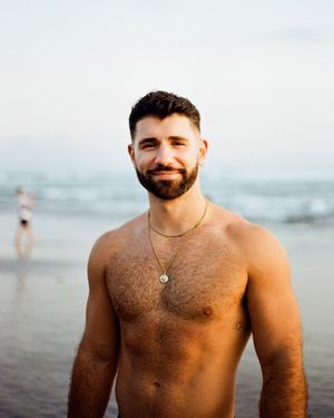 Image post by @itsrobbieg on Instagram