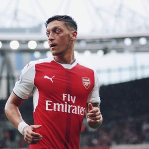 Image post by @soccerdotcom on Instagram