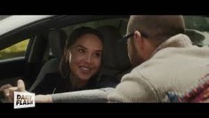 Video post by @dailyflashtv on YouTube