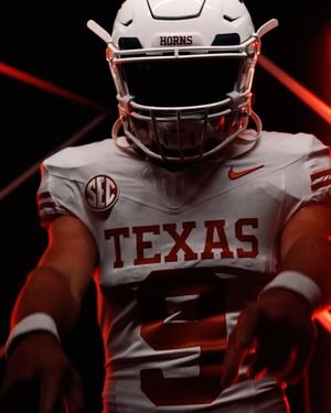Image post by @texasfootball on Instagram
