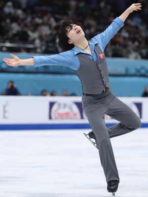Image post by @isufigureskating on Instagram
