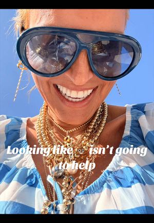 Video post by @shop.with.caroline on TikTok