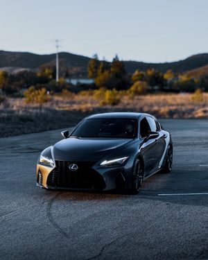 Image post by @discoverlexus on Instagram