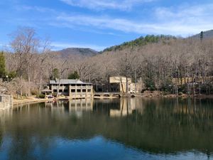 Image post by @montreat on Instagram