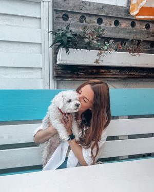 Image post by @kaylenmariebusch on Instagram